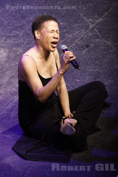 BETTYE LAVETTE - 2006-05-12 - PARIS - La Cigale - 